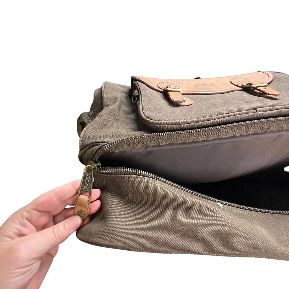 Cabelas Canvas Leather Trim Duffel Bag Brown Travel Luggage Weekend Bag
